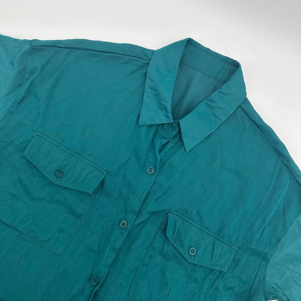 Green Button Down Shirt Short Sleeve Relaxed Fit‎ Utility Pockets Womens Medium